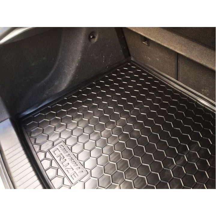 Коврик в багажник для Chevrolet Cruze '09-16 хетчбэк, полиуретановый (AVTO-Gumm)