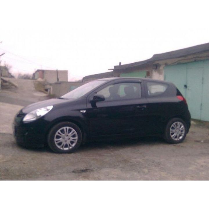 Дефлекторы окон для Hyundai i-20 '08-14, 3d (Cobra Tuning)