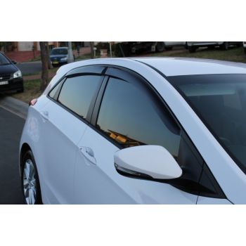 Дефлектори вікон для Hyundai i30 GD '13-16, хетчбек (Cobra Tuning)